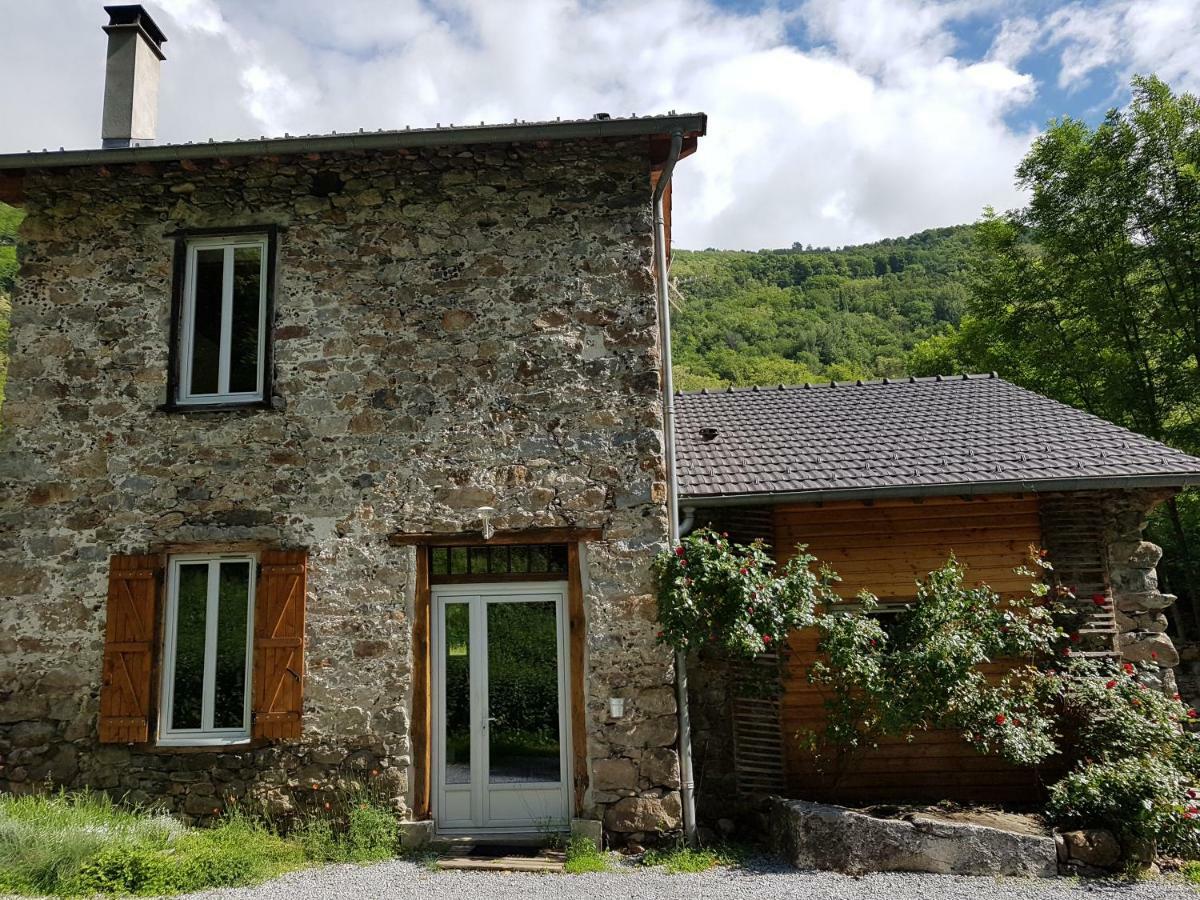 Gite la Fargue de Cabre Val-de-Sos Exterior foto